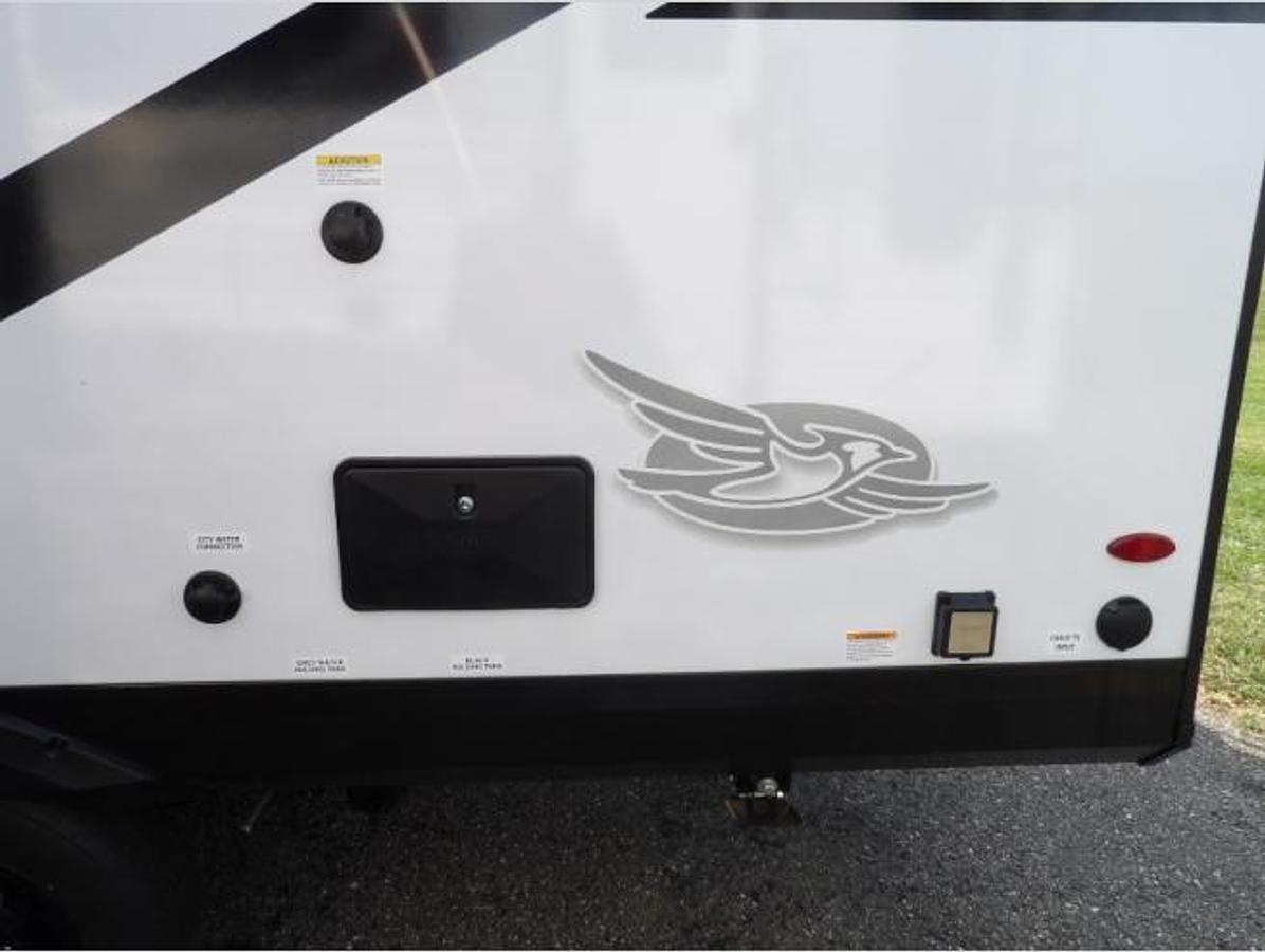New 2026 Jayco Jay Feather 19MRK