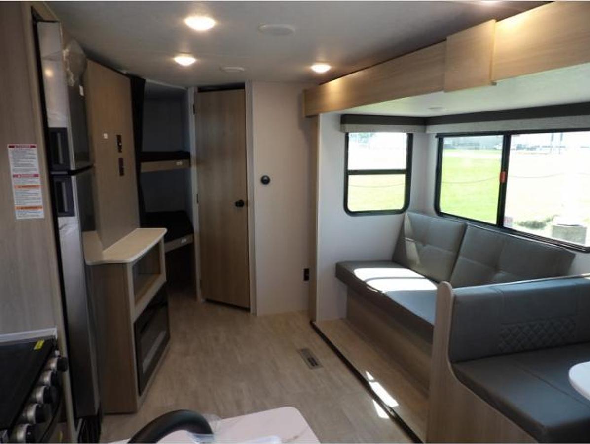 New 2026 Dutchmen RV Kodiak 270BHSL