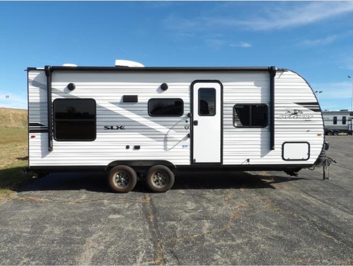 Used Used 2025 Jayco Jay Flight SLX 210QB