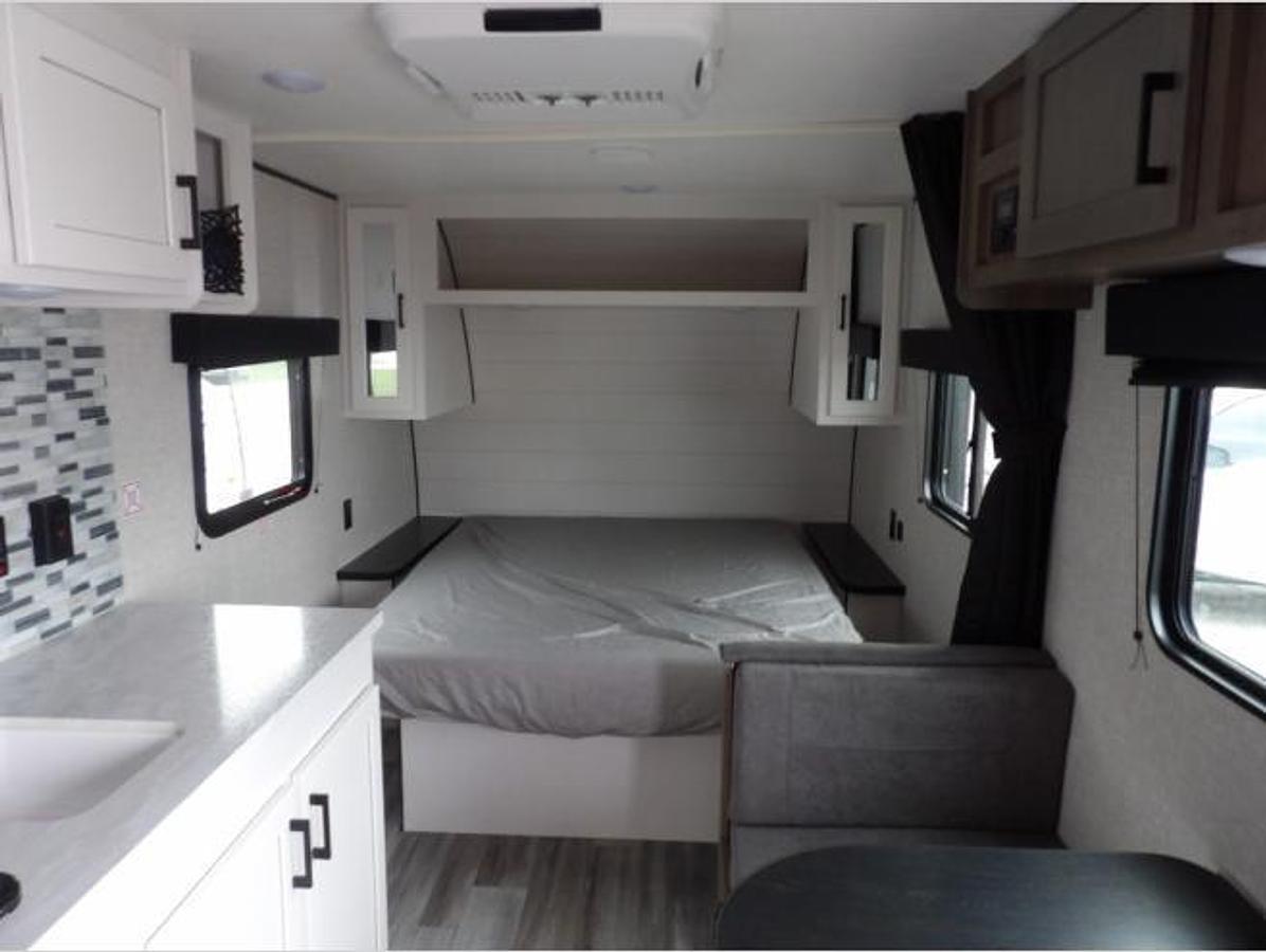 Used Used 2024 Jayco Jay Flight SLX 195RB