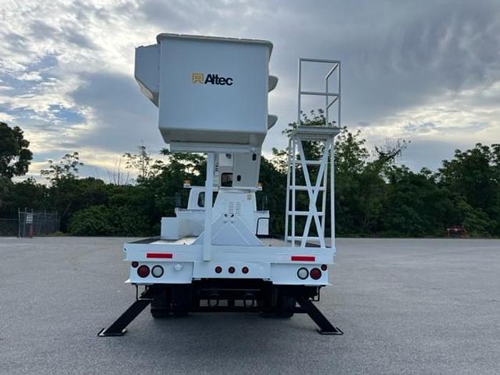 Used Altec AM900 72ft 2-Man Bucket Boom on 2005 International 4400 Flatbed Truck - C02875