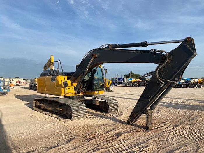 Used 2018 DEERE 210G LC