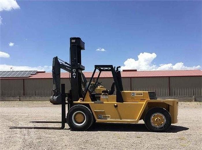 Used Forklift Truck, Caterpillar, V330B (Used)