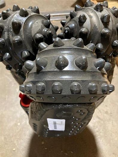 8-3/4" Medium Tri-Cone Bit - TR875TMSN