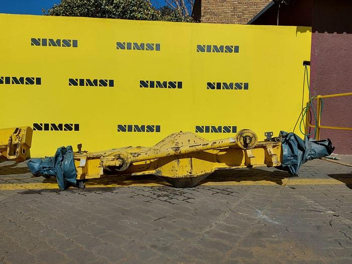 Used B40 Front Differential Casing