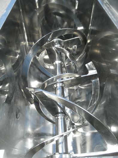 NEW – 5 CU. FT. RIBBON BLENDER – POLISHED S/S – 1 HP (#9343)