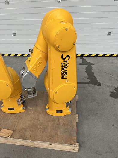 Used 6 axis Industrial robot without controller