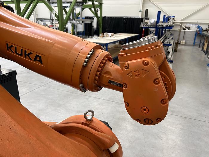 Used 2018 KUKA KR210