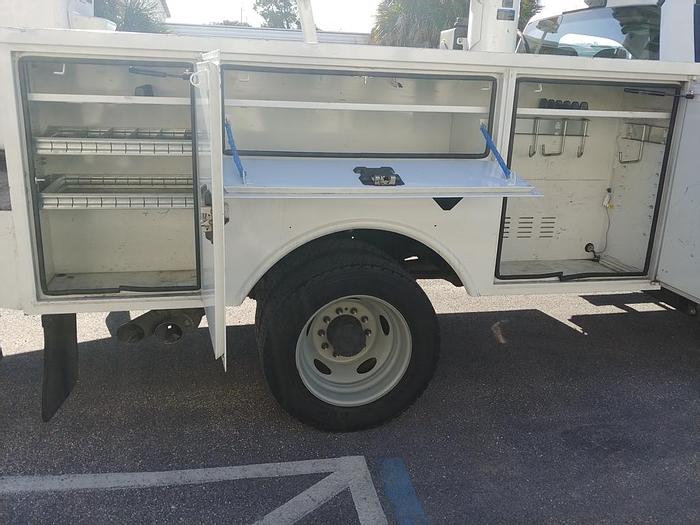 Used Altec AT37G 42ft Bucket Boom on 2018 Ford F550 Reg Cab Utility Truck - 75432