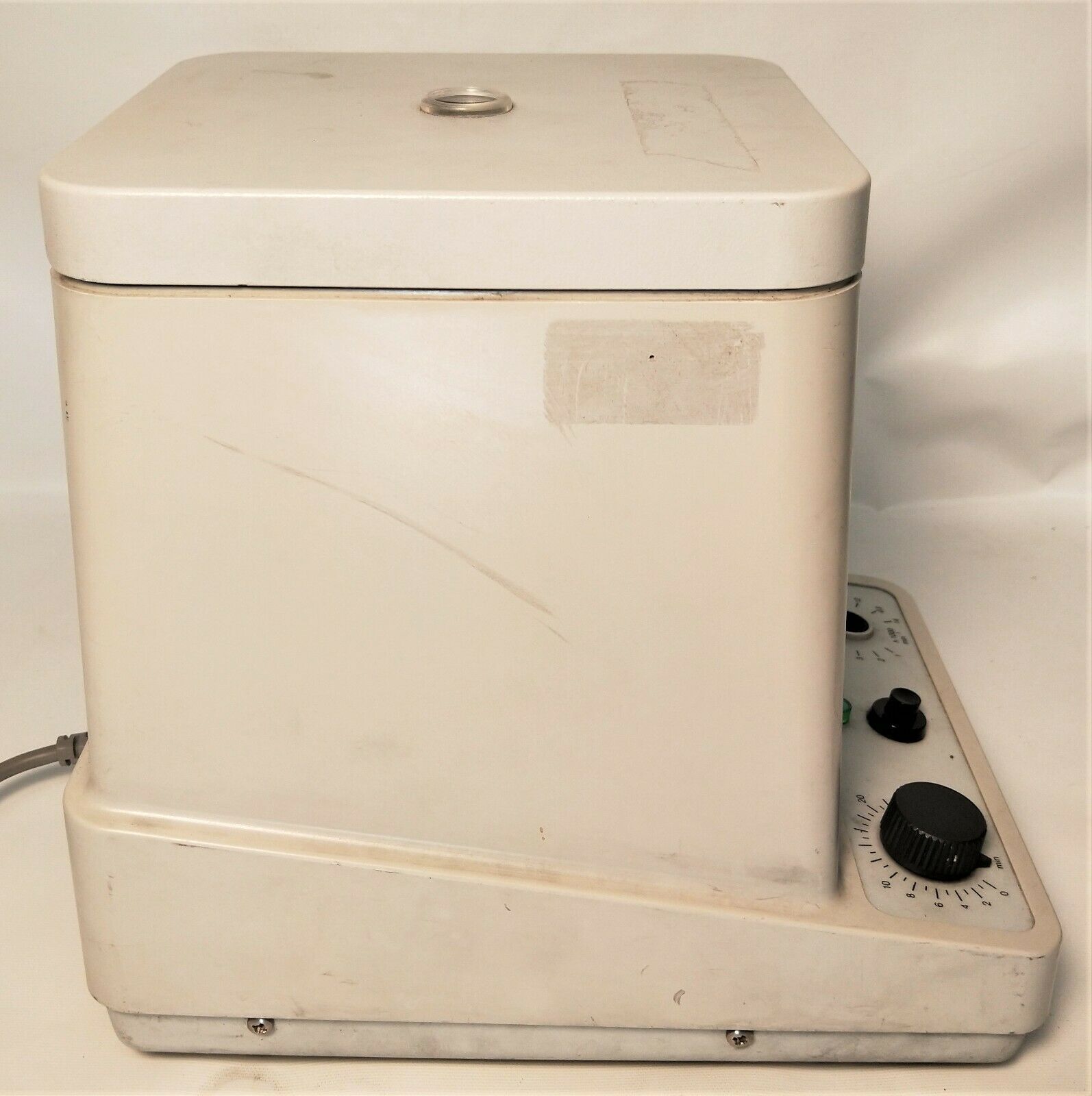 As is Eppendorf 5415C Microcentrifuge (18 x 1.5mL) SELLING AS-IS