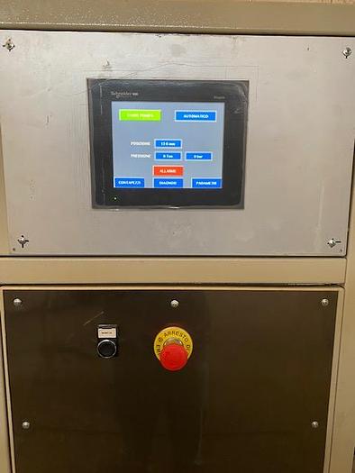 Used PRESSA 180 TON 4 C