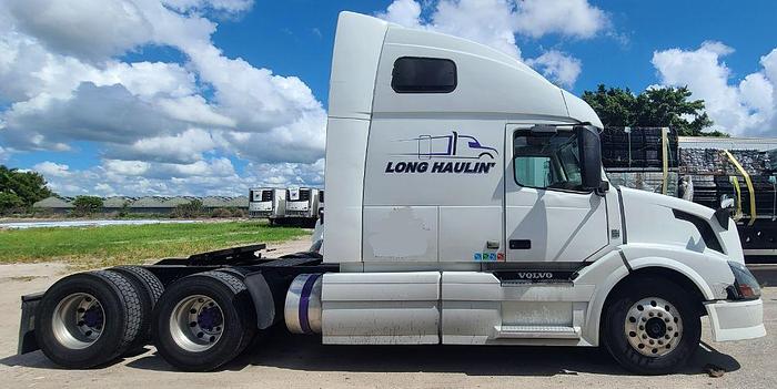 Used 2013 VOLVO VLN