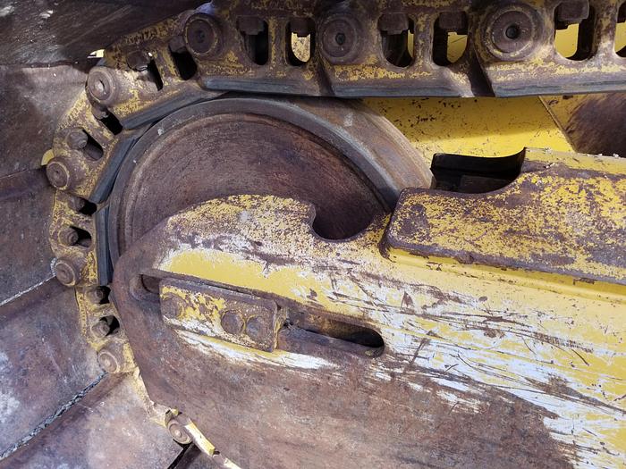 Used 2011 John Deere 850J WLT