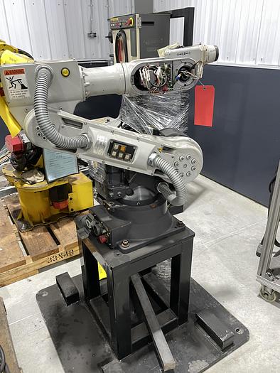 Used PANASONIC MODEL YA1NAR61U04 6 AXIS 6 KG ROBOT WITH CONTROLLER FOR PARTS