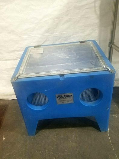 Used Cyclone Sandblasting Cabinet