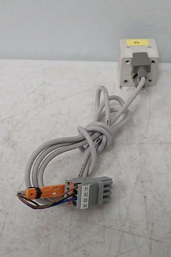 Used SMC Corporation ISE30A-01-P Pressure Vacuum Switch 192088123549