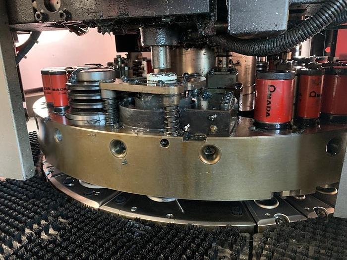 Used 2008 - 22 Ton Amada AC-255NT Servo Driven Turret Punch