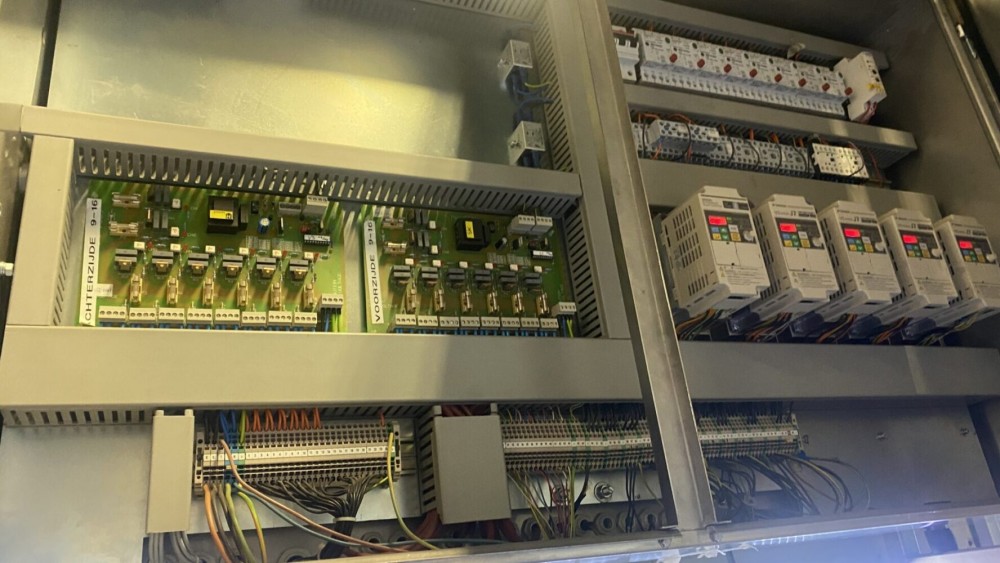 Used Manter weighing and Jasa packing line