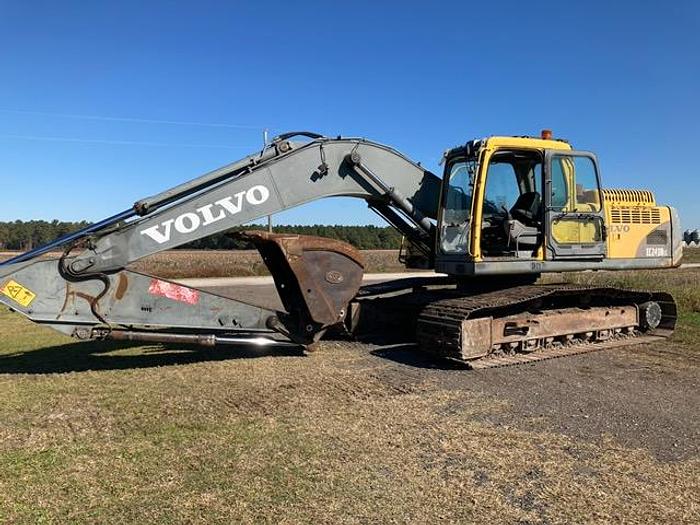 Used 2003 Volvo 240B excavator