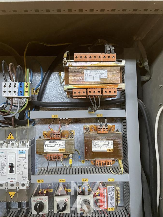 Used 2002 DMC US 2000 M2