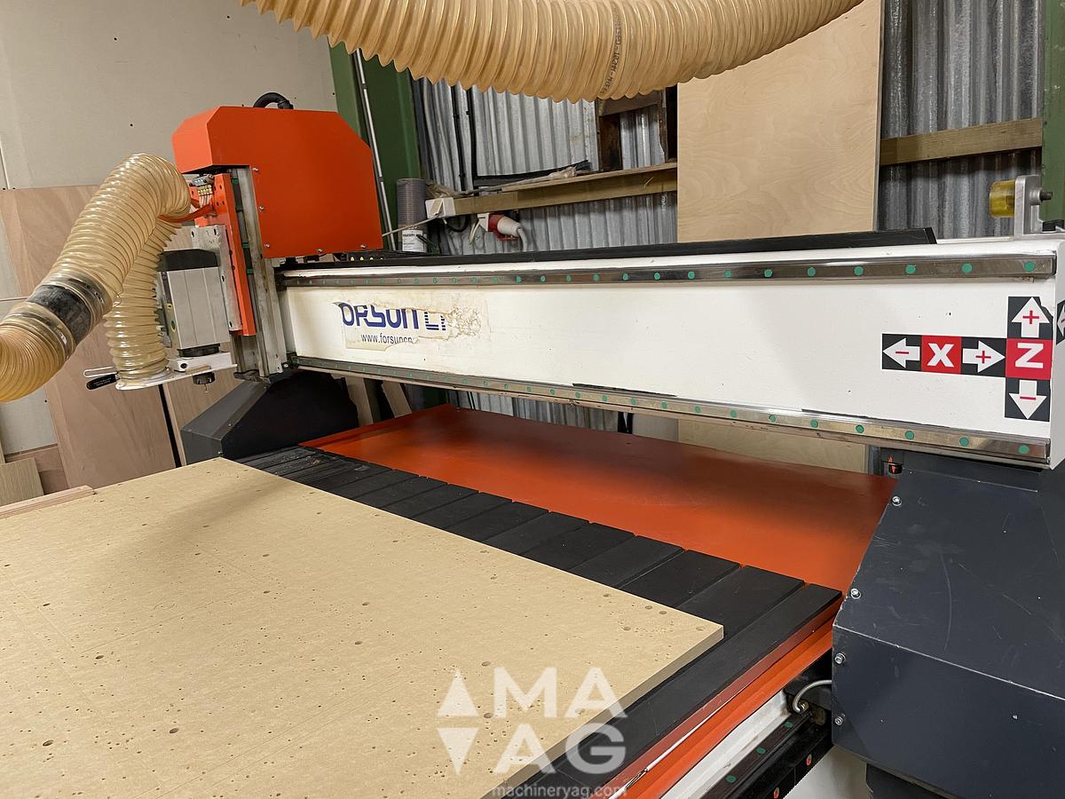 Used 2022 Forsun CNC Machinery FS1530 3-axis CNC Router