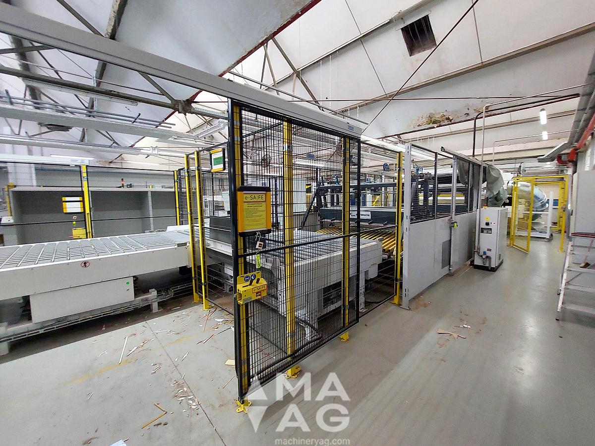 Used 2002 ASAHI  1600