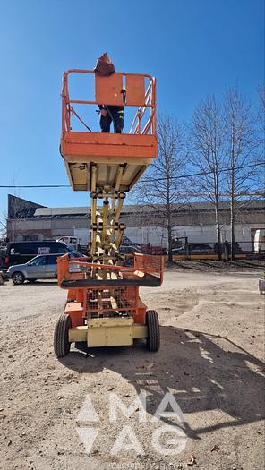 Used JLG 3369