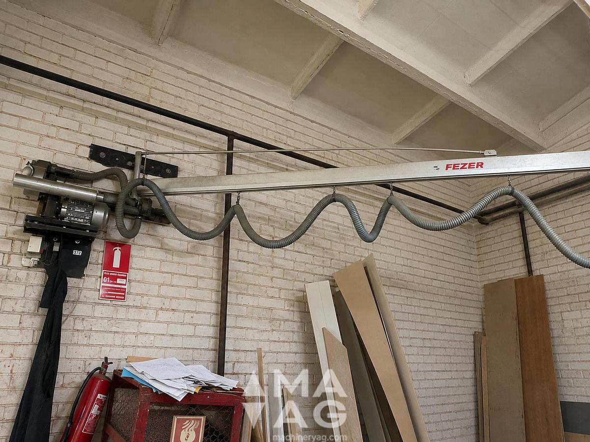 Used FEZER Vacuum Lift