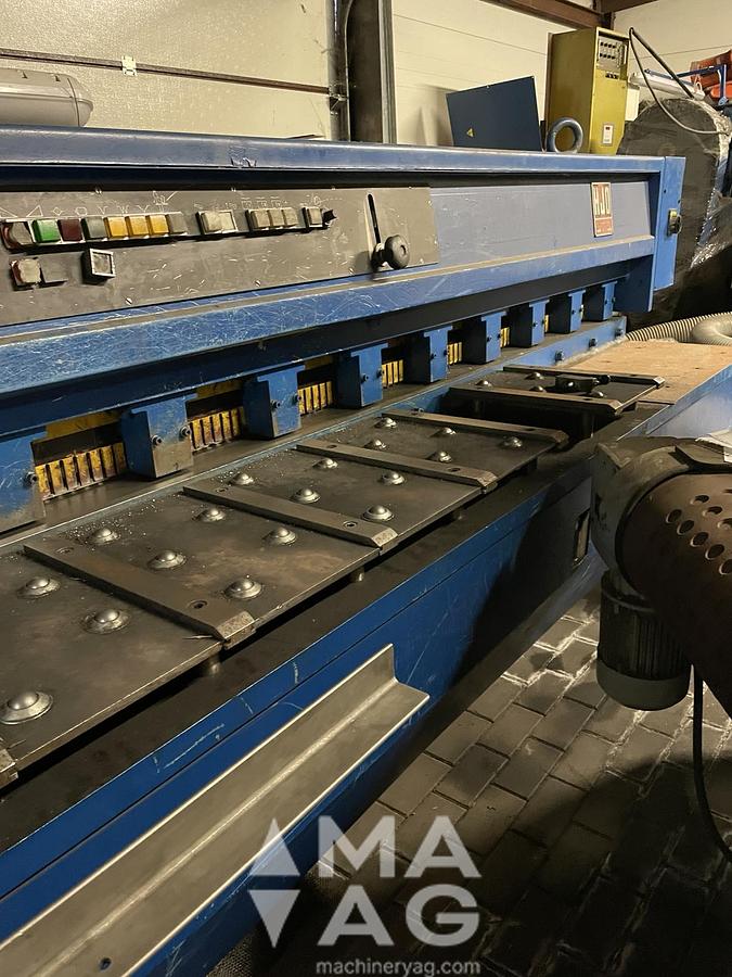 Used HJO 2.5m x 4mm Hydraulic Guillotine