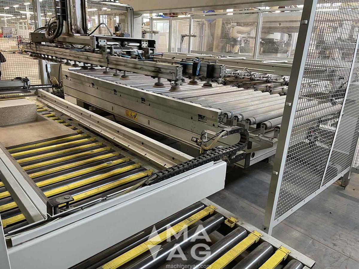 Used BIESSE FTT800 (2)+FHT+ADVANTAGE (2) Drilling, milling and dowel insertion CNC center