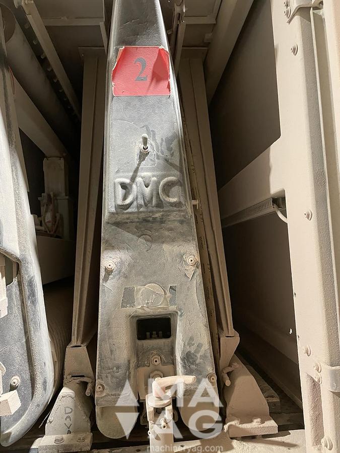 Used 2002 DMC US 2000 M2