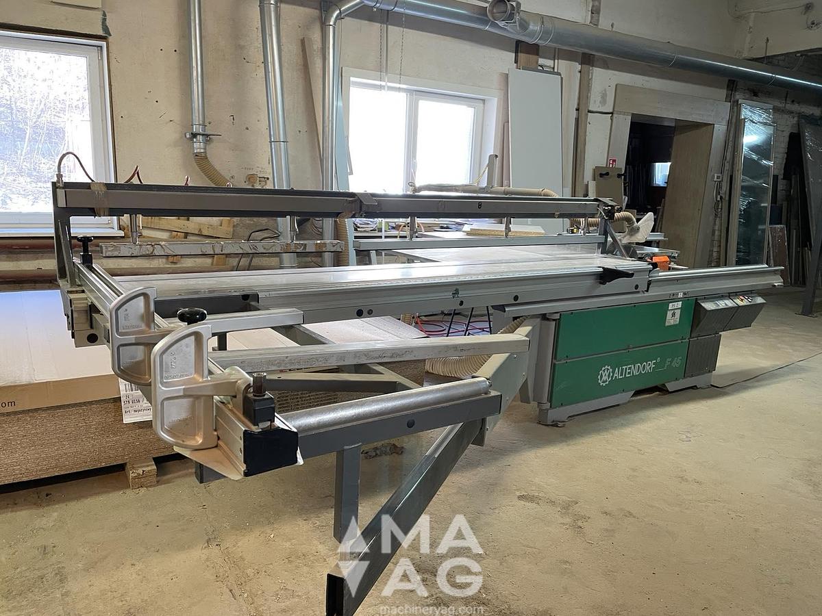 Used 2004 Altendorf F45 Sliding table saw
