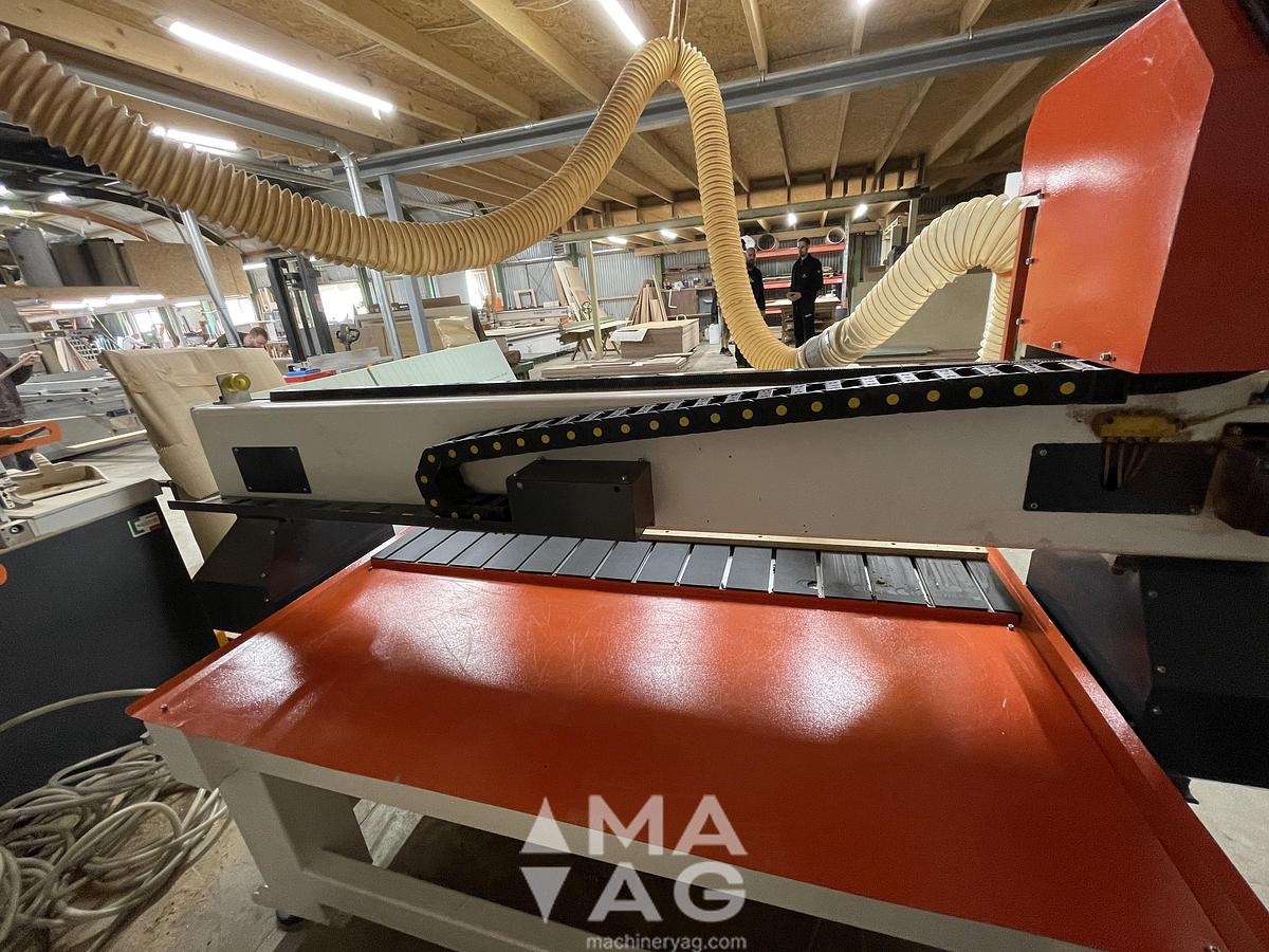 Used 2022 Forsun CNC Machinery FS1530 3-axis CNC Router