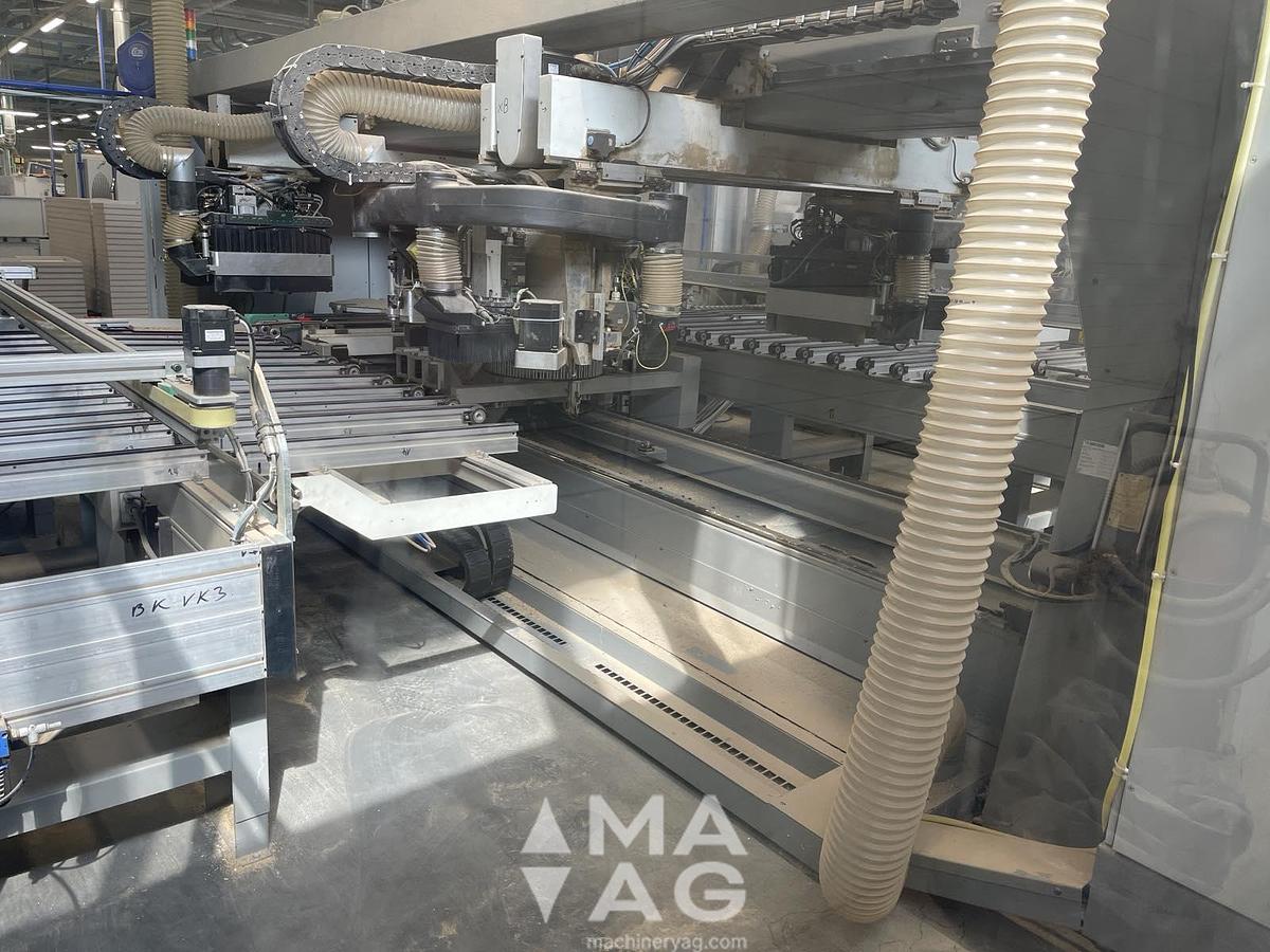 Used BIESSE FTT800 (2)+FHT+ADVANTAGE (2) Drilling, milling and dowel insertion CNC center