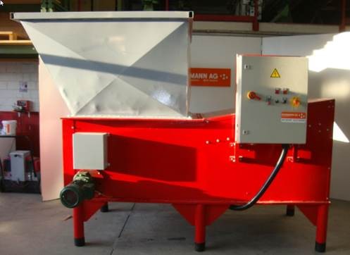 Used 1996 REINBOLD RHZR 1000 Wood Shredder