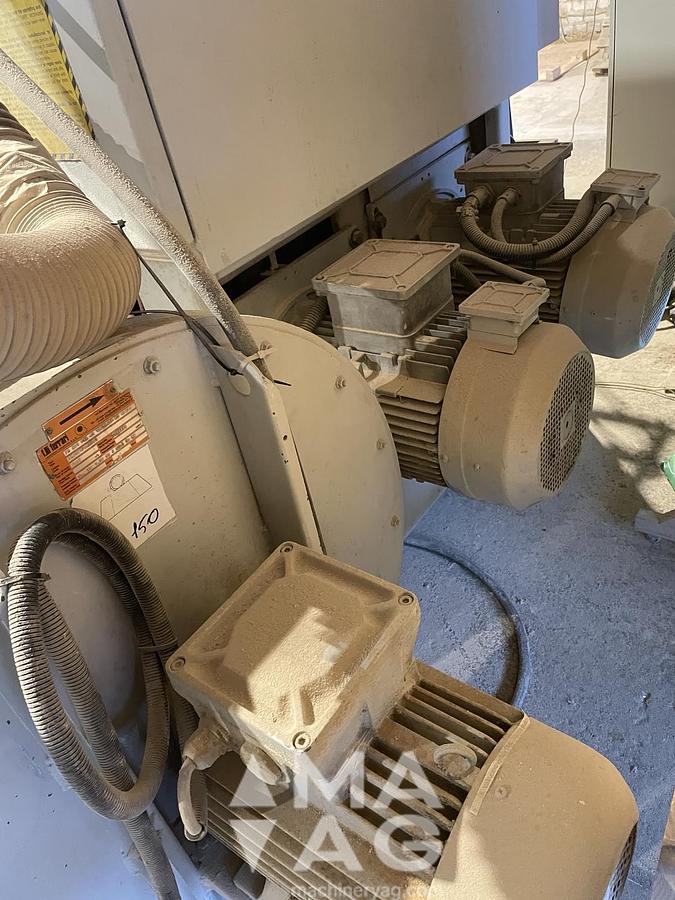 Used 2002 DMC US 2000 M2