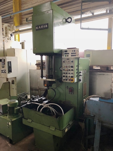 Gebraucht Vertikale Honmaschine Kadia VPH 120 / 350 F