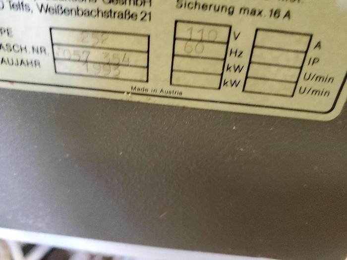 Used Gannomat Selekta 252 Dowel Inserter, 7 to 20mm long, 6-12mm Dia., Closed Glue System