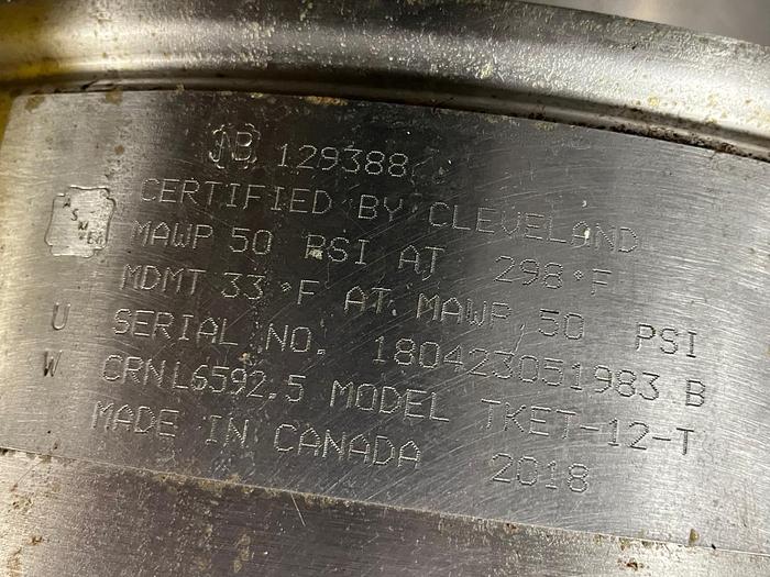 Used CLEVELAND RANGE "TWIN" 48 QT + 48 QT ELECTRIC SOUP STEAM KETTLE STATION ON STAINLESS STEEL STAND ! #900, #901.