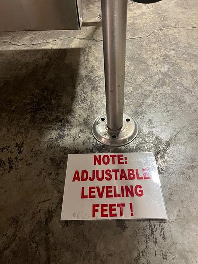 Used CLEVELAND RANGE #KGL-40-TSH SHORT BODY 40 GAL. TILTING STEAM KETTLE, NAT. GAS, 2" TDO, S/S E-Z LIFT SPRING LOADED COVER !   (#923)