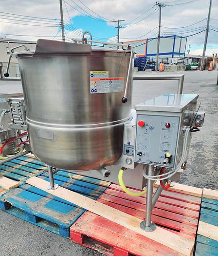 Used  WORLD FAMOUS: CLEVELAND RANGE #HAMGL100TCC, 100 GAL. COOKER, MIXER, COOLER NAT. GAS STEAM KETTLE !
