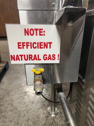 Used CLEVELAND RANGE #KGL-40-TSH SHORT BODY 40 GAL. TILTING STEAM KETTLE, NAT. GAS, 2" TDO, S/S E-Z LIFT SPRING LOADED COVER !   (#923)
