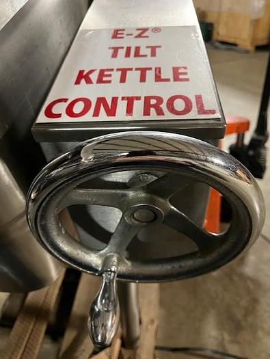 Used GROEN 40 GALLON NATURAL NAT GAS TILT TILTING SKILLET BRAISING PAN #HFP/2E (#931)