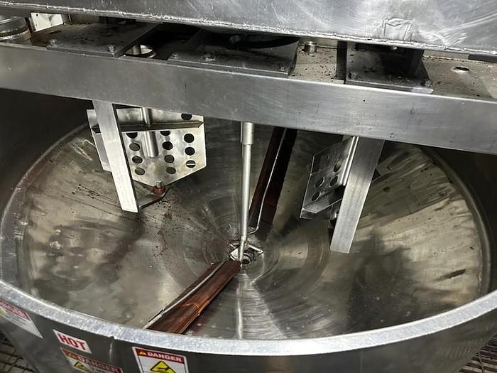 Used  CHESTER JENSEN 500 GAL. COOKER MIXER TRIPLE AGITATION & SCRAPE SURFACE (#979C)