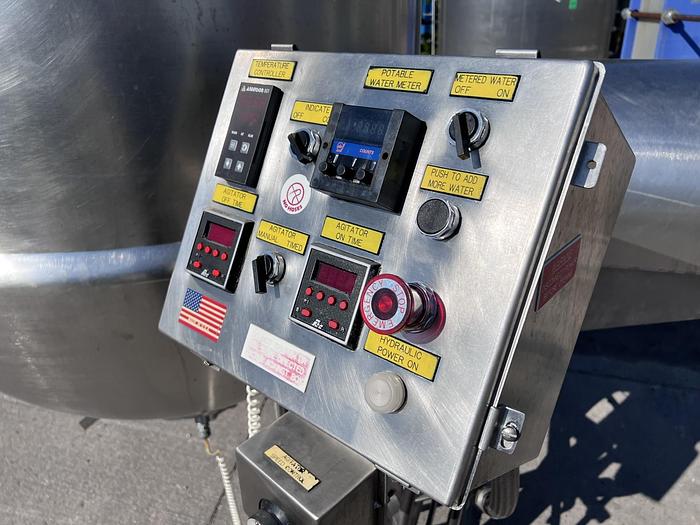 Used J.C. PARDO 200 GAL. HORIZONTAL AGITATION & SCRAPE TILTING COOKER MIXER DIRECT STEAM KETTLE (940C)