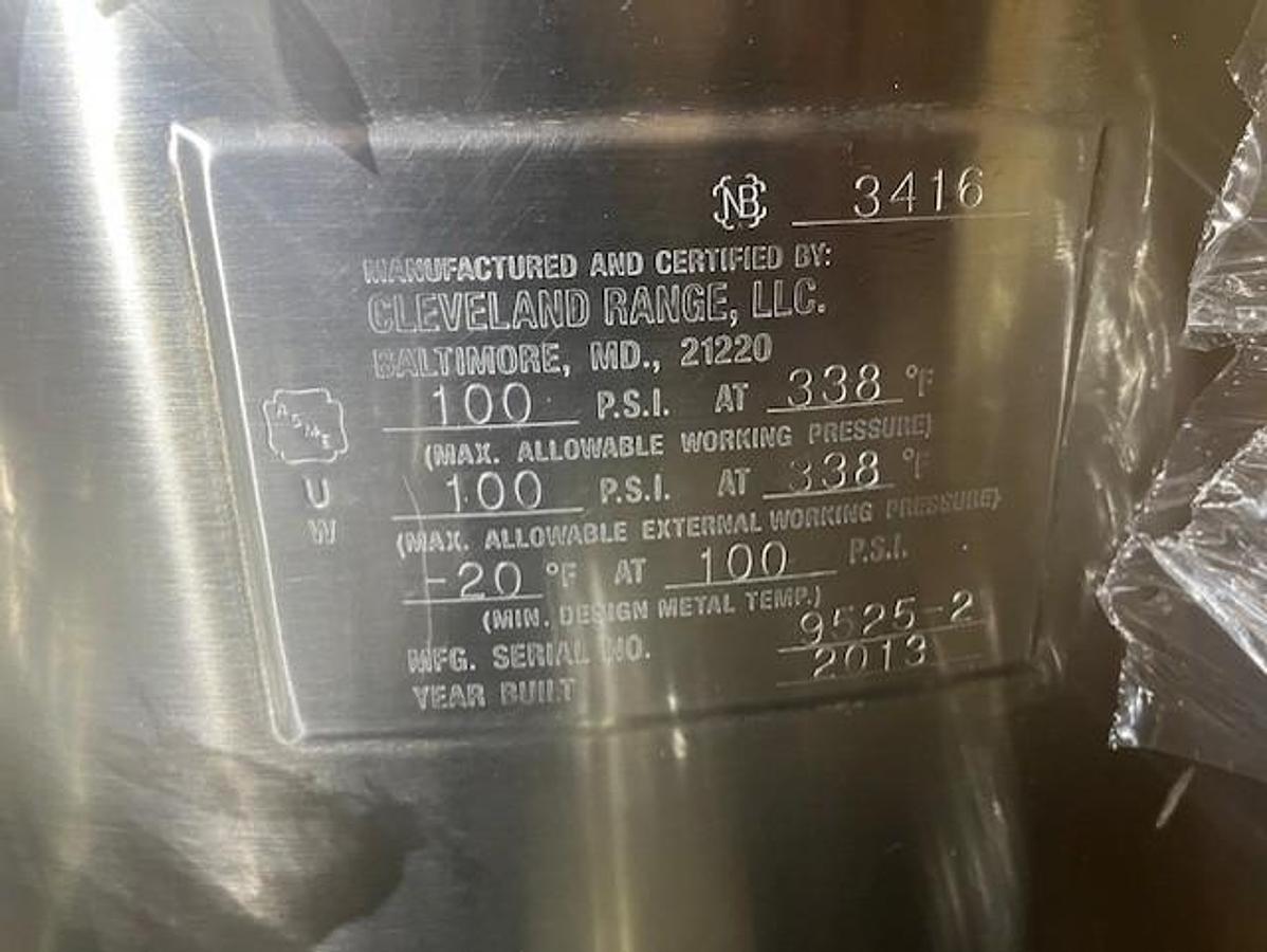 Used WORLD FAMOUS: CLEVELAND RANGE #HAMKDL-150-CC-T-S, "150 GAL." TILTING COOK/CHILL STEAM KETTLE w/ HORIZONTAL AGITATION & SCRAPE SURFACE !