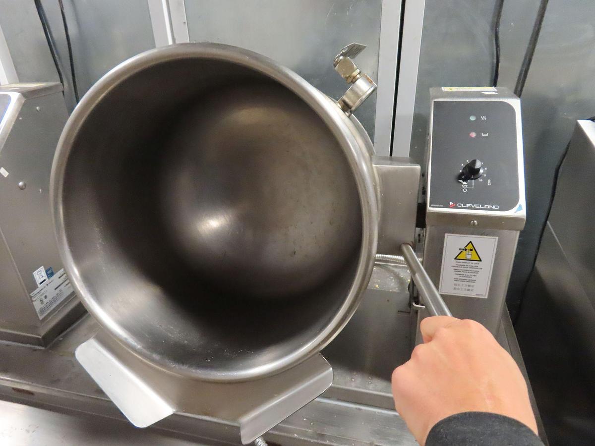 Used CLEVELAND RANGE TWIN #KET-12-T, 12 GAL. & 12 GAL. ELECTRIC TILTING STEAM KETTLE on S/S DRAIN & SUPPORT STAND !