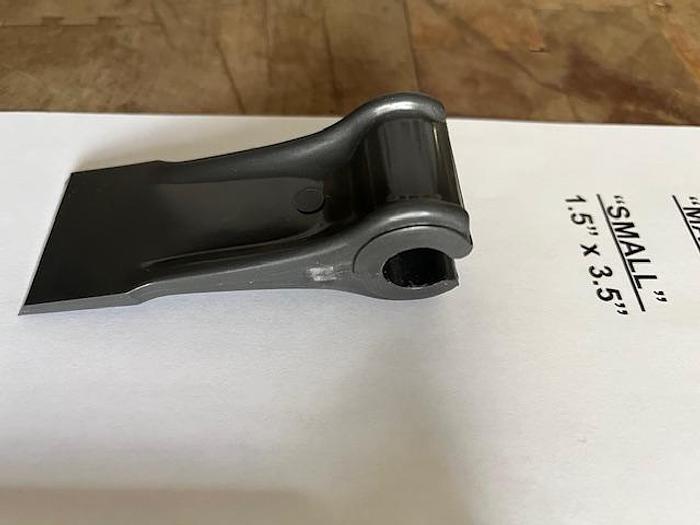 MAGNETIC STEAM KETTLE SCRAPERS IN TWO SIZES: 1.5" W x 3.5"L & 3.5" W x 4.5" L AVAILABLE N-O-W !