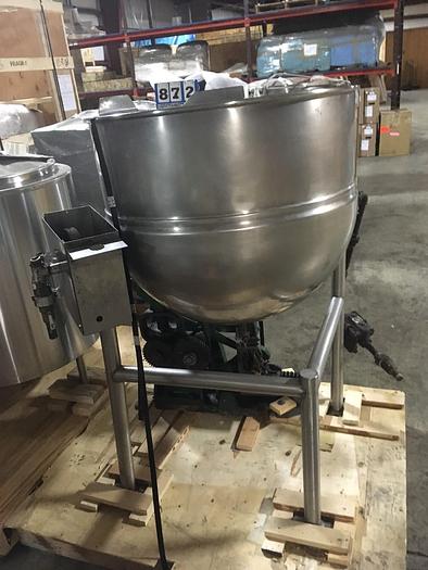 Used GROEN DL-60, 60 GAL. "DIRECT" TILTING STEAM KETTLE