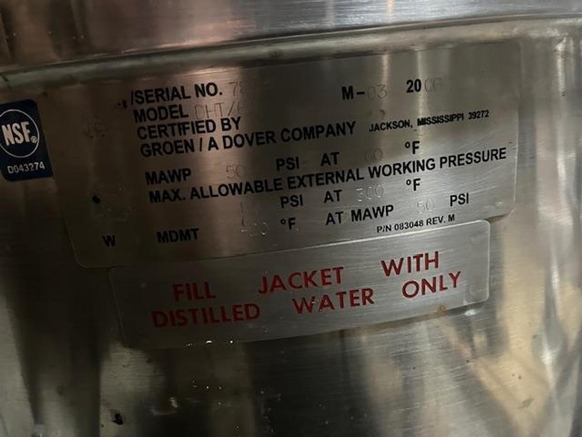 Used GROEN DH-60, INA/2 60 GAL COOKER MIXER AGITATION SCRAPER TILT STEAM KETTLE NAT. GAS (#1123)